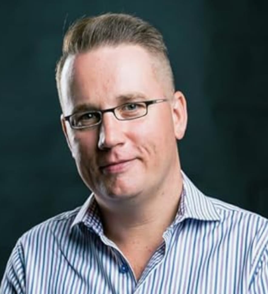 Lunettes de lecture pliantes ultra minces pour femmes et hommes lecteurs compacts TR90 bloquant la lumière bleue avec étui plat mince portable